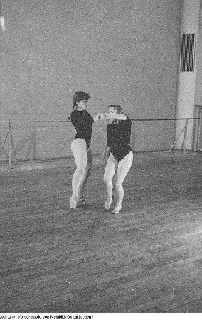 Dresden, Palucca Schule Dresden, Tanztraining mit Gret Palucca, 1958