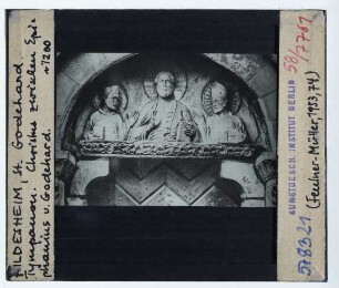 Hildesheim, St. Godehard : Nordwestportal, Tympanon