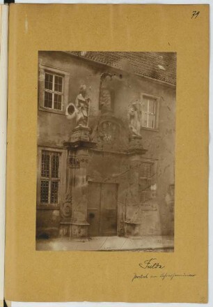 Lehrerseminar, Fulda: Ansicht der Tür (aus: Skizzen- und Fotoalbum 19)