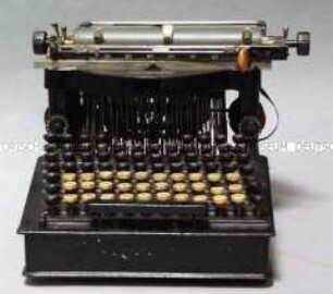 Schreibmaschine "Jewett" (Nr. 13076)