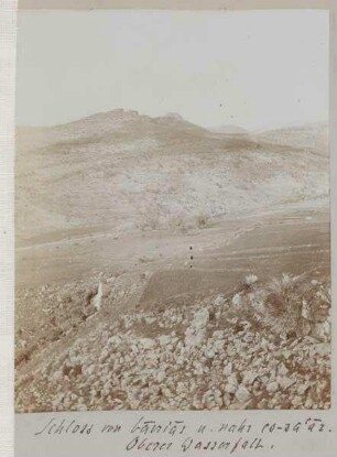 Schloss von banias [Banyas (Ort)] v. nahr en-na'ar [wadi es-saar]. Oberer Wasserfall.