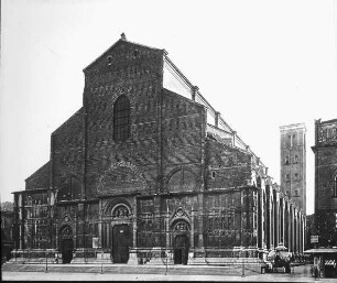Bologna, S. Petronio, Fassade