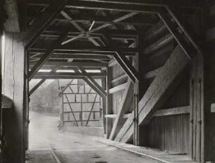 Wünschendorf/Elster, überdachte Holzbrücke