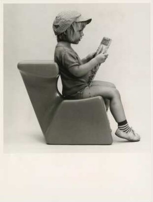 Kinderstuhl "ZOCKER" von Luigi Colani