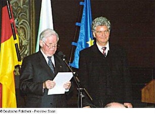 Verleihung des Verdienstordens des Freistaates Sachsen durch Ministerpräsident Kurt Biedenkopf an Joachim Schlese (Dresden)