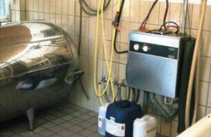 Fotografie: Melktechnik, Milchtank, Reinigungstechnik
