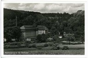 Sachsenburg. Blick auf Sachsenburg
