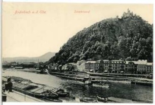 Bodenbach. a. d. Elbe mit Raddampfer und Lastkahn. Schäferwand