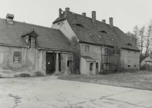Milkel, Gesindehaus, Schloss : Milkel (Kreis Bautzen), Schloss, Gesindehaus, Nummer 1f, 18. Jahrhundert, Hofansicht mit Stallgebäude