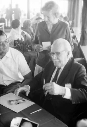 24. Tagung 1974 Chemiker; Bodenseefahrt: Ronald G. Norrish signiert