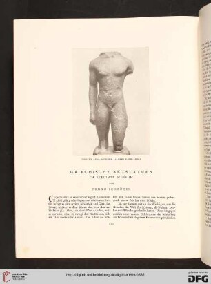Griechische Aktstatuen im Berliner Museum