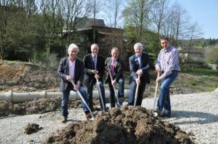 Spatenstich für das Rückhaltebecken in Overath