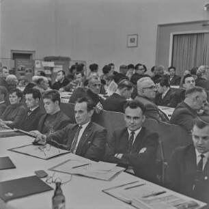 VI. Bundeskongress der Domowina in Hoyerswerda : Hoyerswerda. Saal mit Teilnehmern des VI. Bundeskongresses der Domowina
