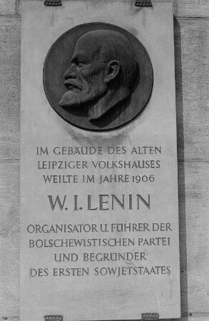 Lenin-Gedenktafel am Leipziger Volkshaus