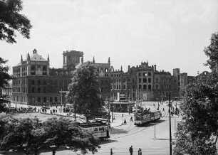 Dresden-Altstadt. Postplatz vom Zwinger aus nach Südwest mit Ruine des Telegraphenamtes