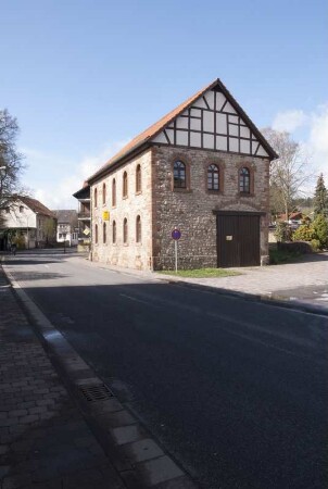 Steinhaus (Stall, Bruchstein); Vöhl, Henkelstraße