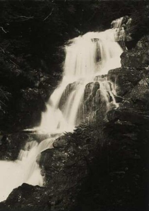 Deutschland. Bayern. Allgäuer Alpen. Wasserfall am Faltenbachtobel