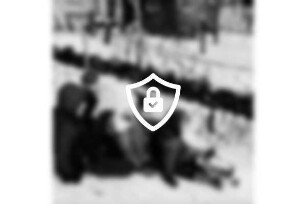 Meisenweg: spielende Kinder an [Name maskiert] Schnee: hinten Zaun, Gärten, Reihenhaus: Winter: 27.12.1970
