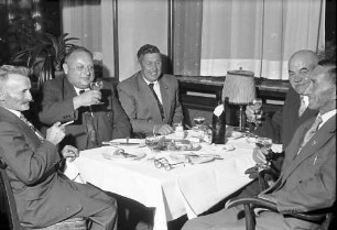 Freiburg: Theaterrestaurant; Bürgermeister von Schallstadt, Ebringen, Wolfenweiler
