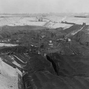 Das Braunkohlenlager : Technikgeschichte | Technologie | Gewinnung und Verarbeitung von Braunkohle | Tagebau | Pfännerschaft Halle (Saale)