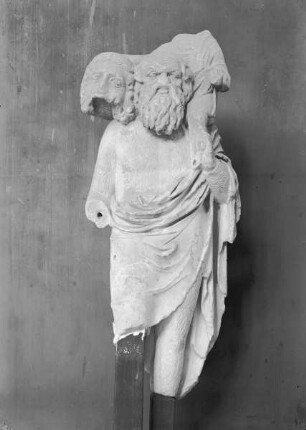 Alter Silen mit dem Dionysosknaben, aus dem Dionysostheater