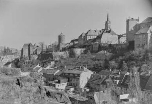 Blick auf Bautzen : Stadtmauer und Blick auf Nicolaikirche, Nicolaiturm, Dom St. Petri und Matthiasturm der Ortenburg