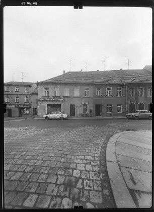 Großenhain, Frauenmarkt. Wohnhaus mit Laden. Straßenfront