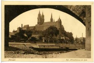 Meißen. Blick durch die Elbbrücke zum Burgberg