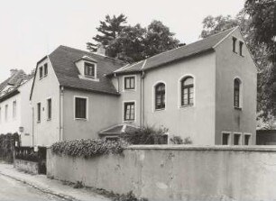 Radebeul, Weinbergstraße 36. Wohnhaus (ehem. Winzerhaus, 2. H. 18. Jh.)