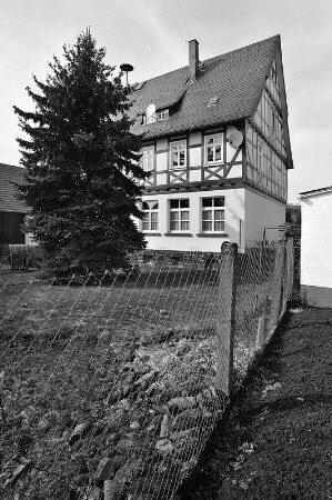 Ehem. Schule (Schule); Schotten, Zur Schweiz 7