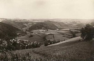 Erzgebirge. Blick auf Glashütte und Gebirgskamm von Norden