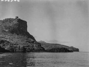 Die Küste bei Sòller mit Torre Picada : Blick auf die Küste bei Sóller mit dem Torre Picada vom Meer aus