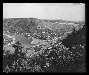 Blick aus Richtung Wartturm über Mainspitze auf Schlossberg