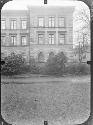 Zittau, Theaterring 3. Pestalozzischule (1866). Seitenrisalit