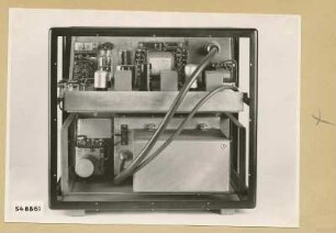 Feldstärkenmesser, geöffnet, Rückseite, Foto 1954