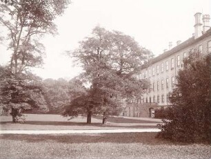 Parkseite Schloss Elisabethenburg Meiningen