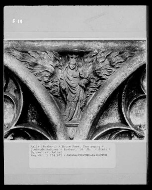 Stehende Madonna