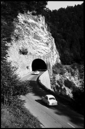 Farnach: Straßentunnel bei Farnach