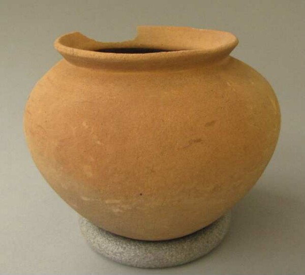 Clay vessel