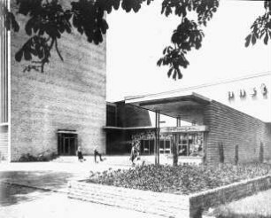 Dresden, Postamt ehem. Buchwitzstraße; Starke, Wolfram; Nowotny, Kurt; Heinrich, Lothar; Biermann, Günter