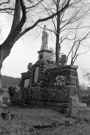 Gefallenen-Denkmal (Gefallenen-Denkmal); Eiterfeld, Unterm Herrnberg