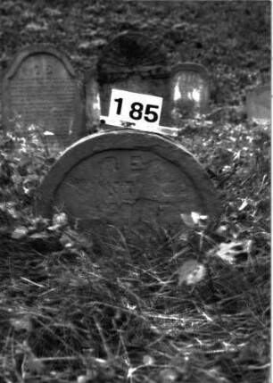 Grabstein 185