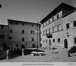 Piazza San Lorenzo, Sarteano