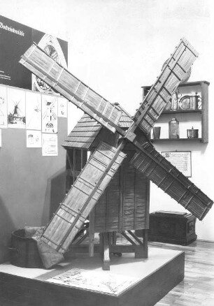 Bernburg. Schausammlung "Von Mühlen und Müllern", Museum Schloss Bernburg, Ansichtskarte