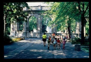 Märchenbrunnen 2.9.75.
