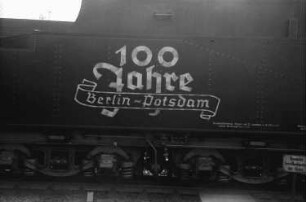 Berlin: Tender des Sonderzugs mit Inschrift 100 Jahre Berlin-Potsdam