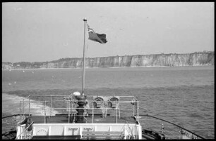 Dieppe: Steilküste vom Fährschiff aus