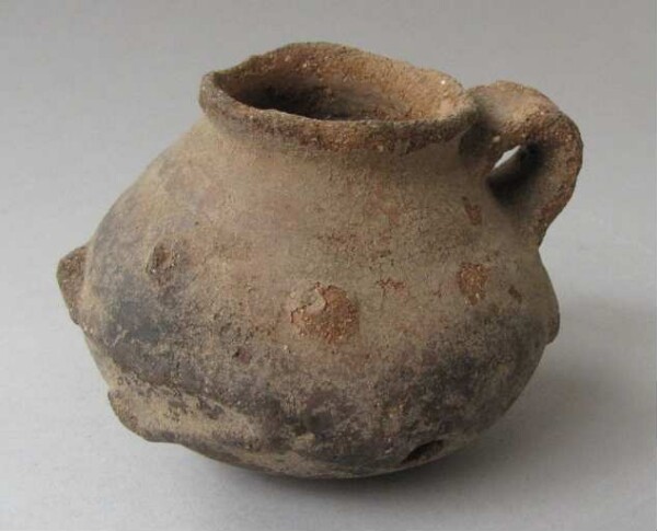 Clay vessel