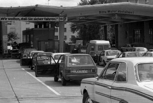 Technischer Überwachungsverein TÜV in der Durmersheimer Straße 145