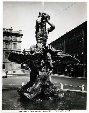 Fontana del Tritone, Rom: Triton des Tritonenbrunnen (1640) auf der Piazza Barberini